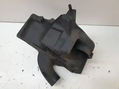 Second-hand car spare part air filter for renault clio iii authentique oem iam references 8200437235  