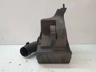 Second-hand car spare part air filter for renault clio iii authentique oem iam references 8200437235  