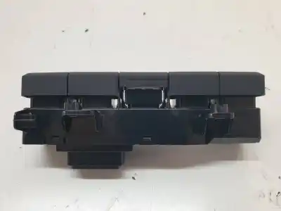 Автозапчасти б/у многофункциональное управление за hyundai i20 (bc3) 1.0i turbo 100 fap ссылки oem iam 93300q0130  