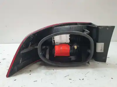 Автозапчасти б/у правый задний фонарь за renault laguna ii (bg0) expression ссылки oem iam 8200002474  