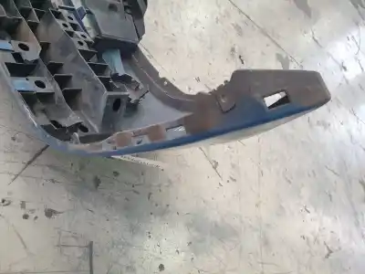 Pezzo di ricambio per auto di seconda mano paraurti anteriore per renault clio ii fase i (b/cbo) 1.2 16v alize 75 cv / 55 kw riferimenti oem iam 7701473708  