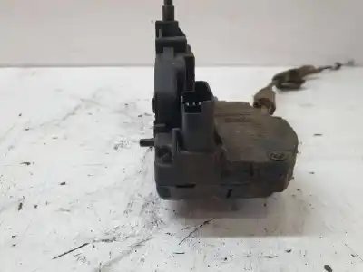 Автозапчасти б/у замок задней левой двери за nissan navara pick-up (d40m) doble cab se 4x4 ссылки oem iam 82501eb305  