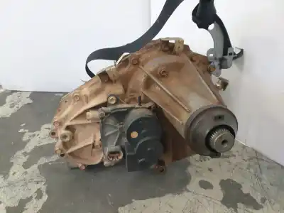 Автозапчастина б/у роздавальна коробка для nissan navara pick-up (d40m) doble cab se 4x4 посилання на oem iam 33102ea301  