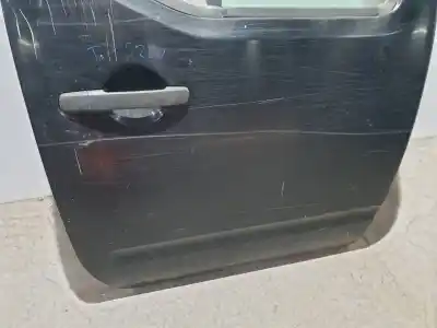 Автозапчастина б/у двері задні праві для nissan navara pick-up (d40m) doble cab se 4x4 посилання на oem iam 82100eb332  