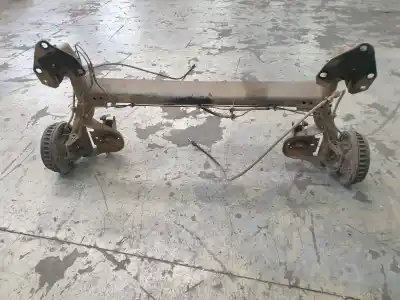 Recambio de automóvil de segunda mano de PUENTE TRASERO para DACIA DOKKER  referencias OEM IAM 555114672R  