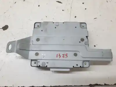 Pezzo di ricambio per auto di seconda mano modulo elettronico per kia cee´d emotion riferimenti oem iam 953001h010  