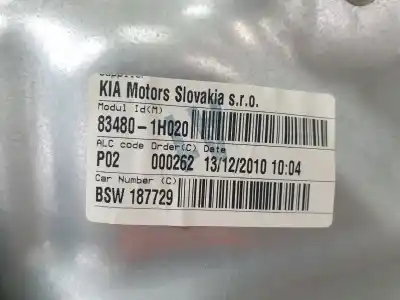 Peça sobressalente para automóvel em segunda mão elevador de vidros traseiro direito por kia cee´d emotion referências oem iam 834801h020  
