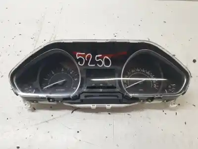 Peça sobressalente para automóvel em segunda mão Quadrante por PEUGEOT 208 Allure Referências OEM IAM 9675182780  