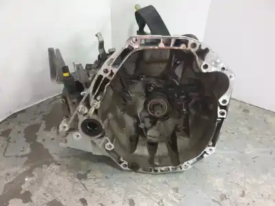 Автозапчастина б/у коробка передач для renault clio ii fase ii (b/cb0) campus посилання на oem iam jh3145