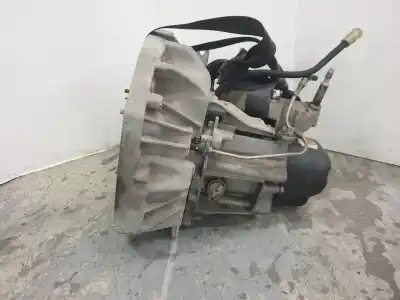 Автозапчастина б/у коробка передач для renault clio ii fase ii (b/cb0) campus посилання на oem iam jh3145  