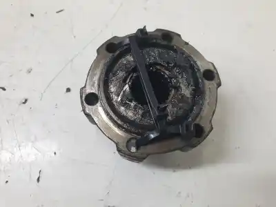 Second-hand car spare part HUB ASSY-FREE RUNNING for NISSAN TERRANO/TERRANO.II (R20)  OEM IAM references 402607F000  