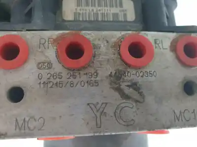 Peça sobressalente para automóvel em segunda mão abs por toyota auris active referências oem iam 0265251199  