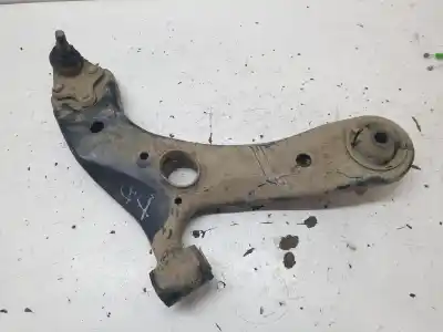 Peça sobressalente para automóvel em segunda mão Braço De Suspensão Superior Dianteiro Direito por TOYOTA AURIS Active Referências OEM IAM 4806802130  