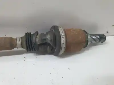 Автозапчастина б/у передня права трансмісія для renault twingo iii zen посилання на oem iam a4533503600  