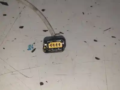 Peça sobressalente para automóvel em segunda mão sonda lambda por peugeot 208 active referências oem iam 9673438580  