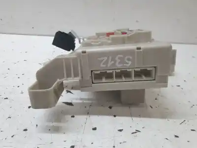 Автозапчасти б/у блок реле/предохранителей за toyota land cruiser (j12) 3.0 d-4d gx ссылки oem iam 8273060110  