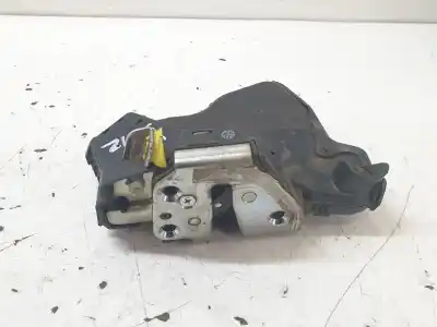 Автозапчасти б/у замок левой передней двери за toyota land cruiser (j12) 3.0 d-4d gx ссылки oem iam 6904033231