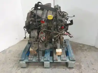 Tweedehands auto-onderdeel COMPLETE MOTOR voor RENAULT MEGANE III BERLINA 5 P  OEM IAM-referenties K9K834  