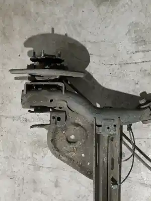 Peça sobressalente para automóvel em segunda mão charrió / suporte de eixo de trás por nissan leaf 2.zero referências oem iam 555013nm0a  