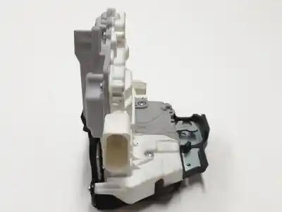 Автозапчастина б/у замок передніх дверей лівий для audi a8 (4e2) 3.0 v6 24v tdi посилання на oem iam 4f1837015e  