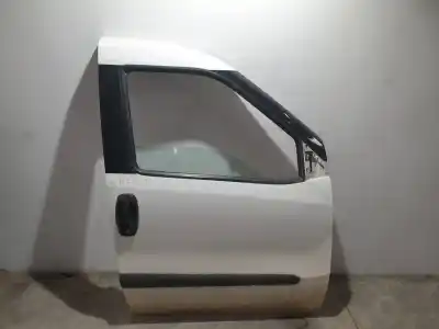 Second-hand car spare part LEFT FRONT DOOR for OPEL COMBO D  OEM IAM references 95509347  