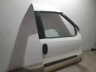 Автозапчасти б/у левая передняя дверь за opel combo d selection l1h1 ссылки oem iam 95509347  
