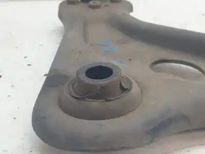 Peça sobressalente para automóvel em segunda mão braço de suspensão inferior dianteiro direito por peugeot 208 active referências oem iam 9670771480  