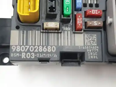 Second-hand car spare part fuse box unit for citroen jumpy furgón 2.0 hdi 125 oem iam references 9807028680  9807028680