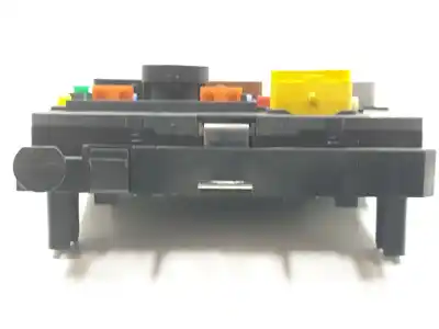 Second-hand car spare part fuse box unit for citroen jumpy furgón 2.0 hdi 125 oem iam references 9807028680  9807028680