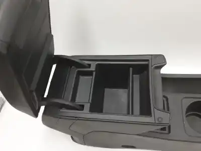 Автозапчасти б/у центральный подлокотник за seat leon (5f1) 1.6 tdi ссылки oem iam 5f0864981a  5f0858329a
