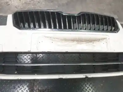 Second-hand car spare part front bumper for skoda superb ii ranchera familiar (3t5) 2.0 tdi 16v 4x4 oem iam references 3t0807221k  3t0807221k