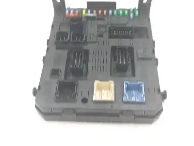 Pièce détachée automobile d'occasion boîtes à fusibles pour citroen c4 picasso i monospace (ud_) 1.6 hdi références oem iam 9664059080  