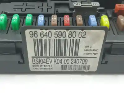 Pièce détachée automobile d'occasion boîtes à fusibles pour citroen c4 picasso i monospace (ud_) 1.6 hdi références oem iam 9664059080  