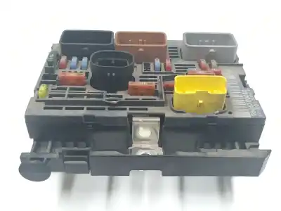 Pièce détachée automobile d'occasion boîtes à fusibles pour citroen c4 picasso i monospace (ud_) 1.6 hdi références oem iam 9666700080  