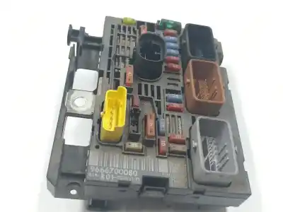 Pièce détachée automobile d'occasion boîtes à fusibles pour citroen c4 picasso i monospace (ud_) 1.6 hdi références oem iam 9666700080  