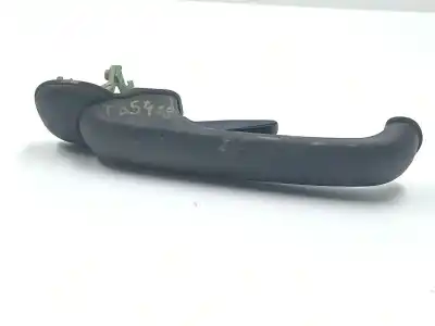 Автозапчастина б/у завнішня ручка задня права для nissan terrano ii (r20) 2.7 td 4wd посилання на oem iam 826060f600