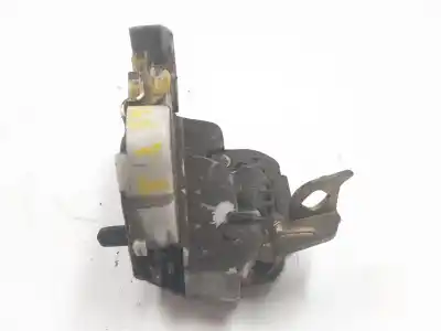Автозапчастина б/у замок дверей заднього лівого для nissan terrano ii (r20) 2.7 td 4wd посилання на oem iam   
