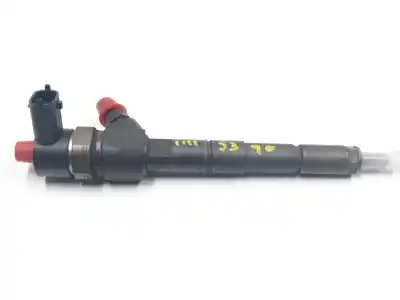 Second-hand car spare part INJECTOR for OPEL ASTRA J (P10) 2.0 CDTI (68) OEM IAM references 0445110327  