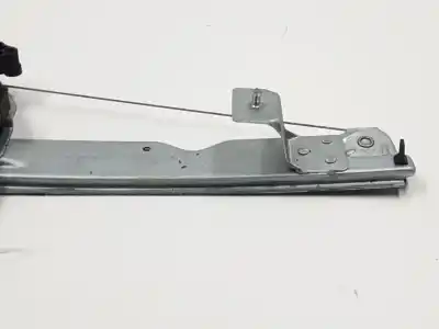 Second-hand car spare part passenger side right window regulator for dacia duster (hs_) 1.5 dci oem iam references 128001471b  