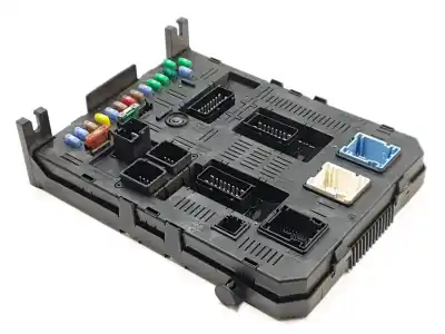 Second-hand car spare part fuse box unit for citroen c4 coupé (la_) 1.4 16v oem iam references 9661940480  