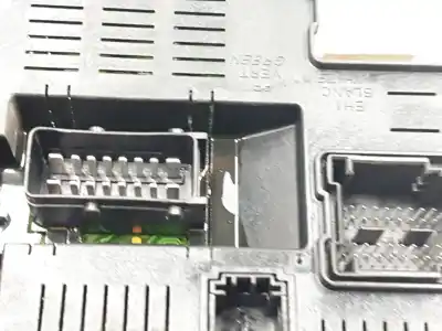 Second-hand car spare part fuse box unit for citroen c4 coupé (la_) 1.4 16v oem iam references 9661940480  