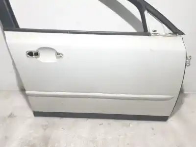 Автозапчастина б/у передні праві двері для volvo s40 ii (544) 2.0 d посилання на oem iam    Автозапчастина б/у передні праві двері для volvo s40 ii (544) 2.0 d посилання на oem iam