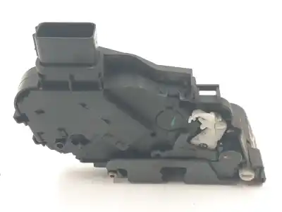 Автозапчасти б/у замок задней правой двери за volvo s40 ii (544) 2.0 d ссылки oem iam 30699803   Автозапчасти б/у замок задней правой двери за volvo s40 ii (544) 2.0 d ссылки oem iam 30699803