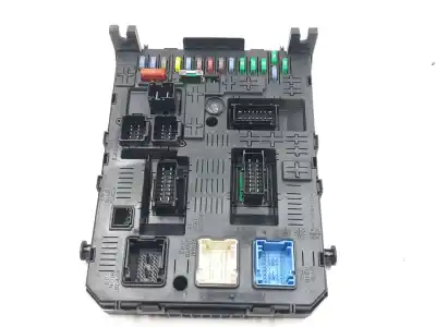 Second-hand car spare part fuse box unit for peugeot partner tepee 1.6 hdi 90 oem iam references 6580zy