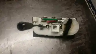 Peça sobressalente para automóvel em segunda mão comando de sofagem (chauffage / ar condicionado) por opel meriva cosmo referências oem iam 93329465  