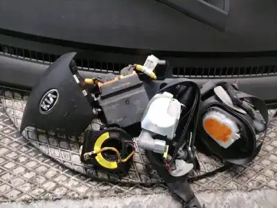 Peça sobressalente para automóvel em segunda mão kit airbag por kia cee´d business referências oem iam   
