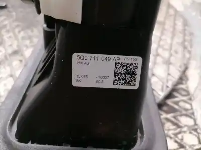 Second-hand car spare part gear lever for seat leon (5f1) i-tech oem iam references 5q0711049ap  5q0711061e