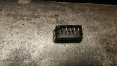 Second-hand car spare part left front power window switch for citroen saxo 1.5 d furio oem iam references   