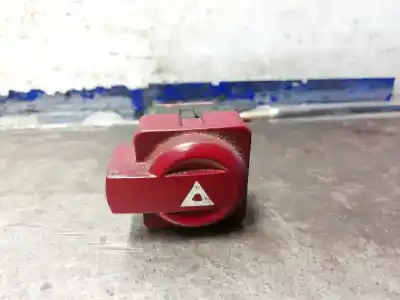 Peça sobressalente para automóvel em segunda mão interruptor 4 piscas - emergência por citroen c4 berlina exclusive referências oem iam 