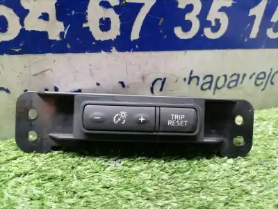 Pièce détachée automobile d'occasion bouton interrupteur pour nissan micra v (k14) acenta références oem iam 